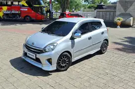 TOYOTA AGYA 1.0 TRD SPORTIVO BENSIN MATIC 2015