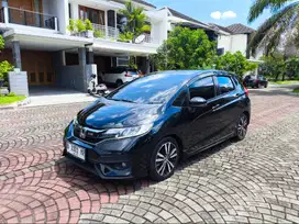 HONDA JAZZ RS CVT 2019 HITAM