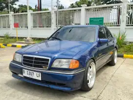 Dijual Mercedez Benz c 180 tahun 94 manual
