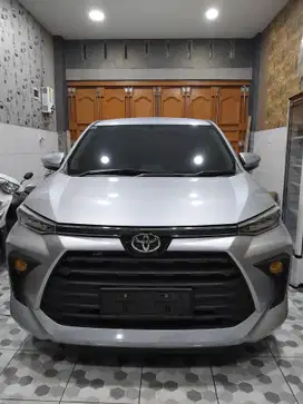 Toyota Avanza matic 2022 pemakaian 2023,dijual karena mau pindah kerja