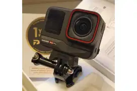 Camera insta360 ace pro Action Cam + bonus accessories