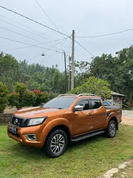 Di jual cepat Navara VL matic dobel cabin np 300