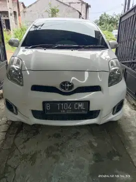 TOYOTA YARIS  E MT 2012 PUTIH