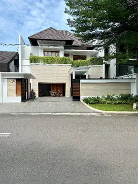 Dijual Rumah Mewah Siap huni di Pondok Indah Jakarta Selatan