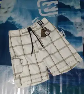 Jual : Celana Pendek Pria(Boardshort) BILLABONG Original (Size 32).