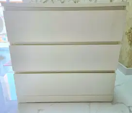 Lemari Laci MALM 3 Susun Warna Putih