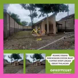Ruang usaha cocok buat coffee shop lokasi dekat palagan
