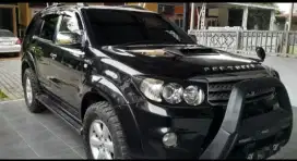 Toyota Fortuner type G matic tahun 2010