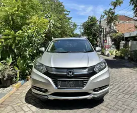 TERMURAH DP 20JT - HRV E 2015 SILVER MATIC SILVER SURABAYA