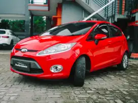 Ford Fiesta Trend 1.4 L AT Matic 2011 - Merah