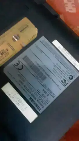 Laptop thosiba sesuai pick.buat kanibalan