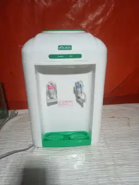 Dispenser panas dan Normal sawangan pasir putih