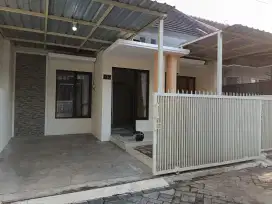 Rumah dijual siap huni