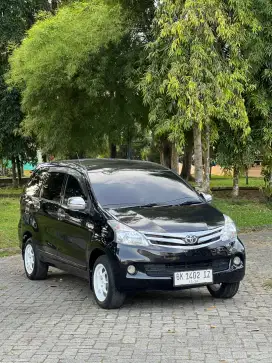 (DP28JT) AVANZA G AIRBAG M/T 2013