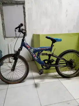 Sepeda merk wiw cycle