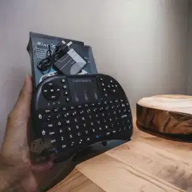 Keyboard Wireless Tanpa Kabel TrackPad Kursor Bluetooth Wirles