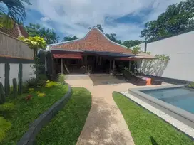 Disewakan villa Joglo 1 lantai lokasi strategis di  Jimbaran