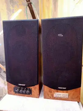 Speaker Twindog