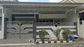 Rumah Darmo Indah Barat, Surabaya Bangunan Terawat Strategis