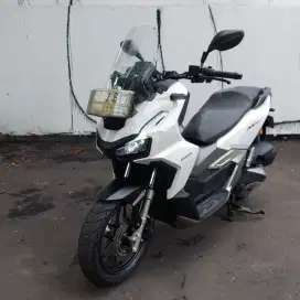 Honda adv 160 cbs dp kredit 2jt