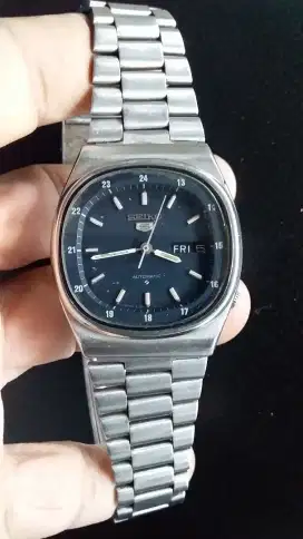 Seiko 5 Otomatis 6309 blue dark dial