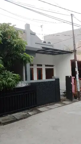 di jual cepat rumah bagus d pondok ungu permai