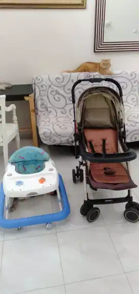 Dijual cepat stroller bekas creative baby Most 259 + bonus baby walker