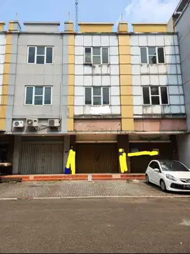 Dijual Super Cepat BU Ruko 2,5 Lantai Golden Boulevard BSD CITY