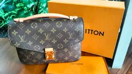 PL tas LV Metis monogram full set like new