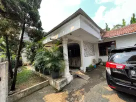 Di Jual Rumah Hitung Tanah di Bumi Bintaro Permai