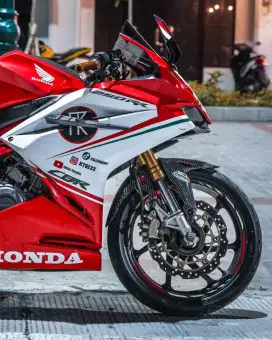 Honda cbr 250rr abs