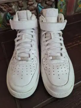 Sepatu Nike Air Force 1 High  White, Size: 44.5
insole: 28.5