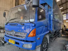 Hino FL235JW Wingbox 2014