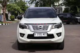 Nissan Terra VL 2.5 AT 2018