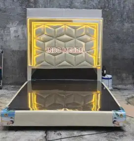 PROMO SET DIVAN SANDARAN KACA LIST GOLD LAMPU LED DIVAN SUDAH TRIPLEK