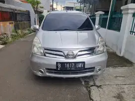 Nissan Grand Livina XV Ultimate Matic 2012