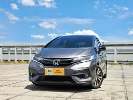 TDP 8JT SAJA HONDA JAZZ RS AT MATIC AUTOMATIC 2018 LOW KM SIAP PAKAI