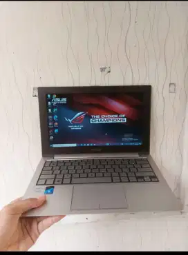 Notebook Asus UX21E -TIPIS -CORE I5 -SSD 128GB -4GB -Mahasiswa cocok