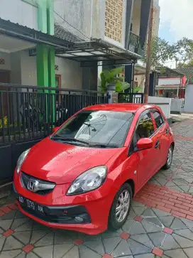 Jual Brio 2015 merah