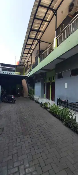 Dijual Rumah kost masih aktiv di jl. Sutawinangun kota cirebon