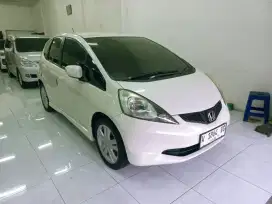 Honda Jazz RS 1.5 Bensin Matic 2011