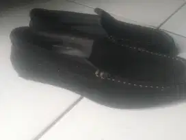 Sepatu Pantofel Hitam Calvin Klein asli