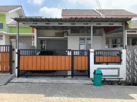 Dijual take over Rumah Siap Huni lokasi strategis di parung bogor