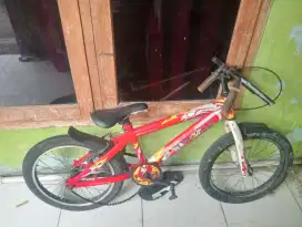 Sepeda BMX Wimcycle