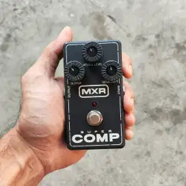 Mxr super comp m132 compressor pedal efek gitar mxr dyna comp update