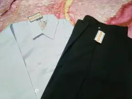 Di Jual murah Baju Seragam Sekolah masih Baru