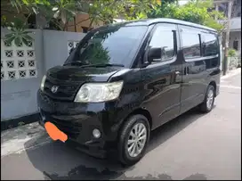 Daihatsu Luxio 2011 Bensin