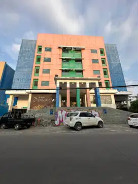 Dijual Eks. Hotel 6 Lantai Lokasi Strategis di Jl. Ance Dg. Ngoyo