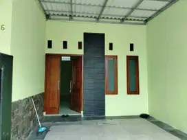 Dikontrakkan Rumah GKB Madiun III Gresik