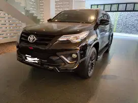 VRZ TRD 2.4 AT 2019 Istimewa